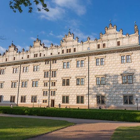 Zamecke Apartmany Литомишль Экстерьер фото