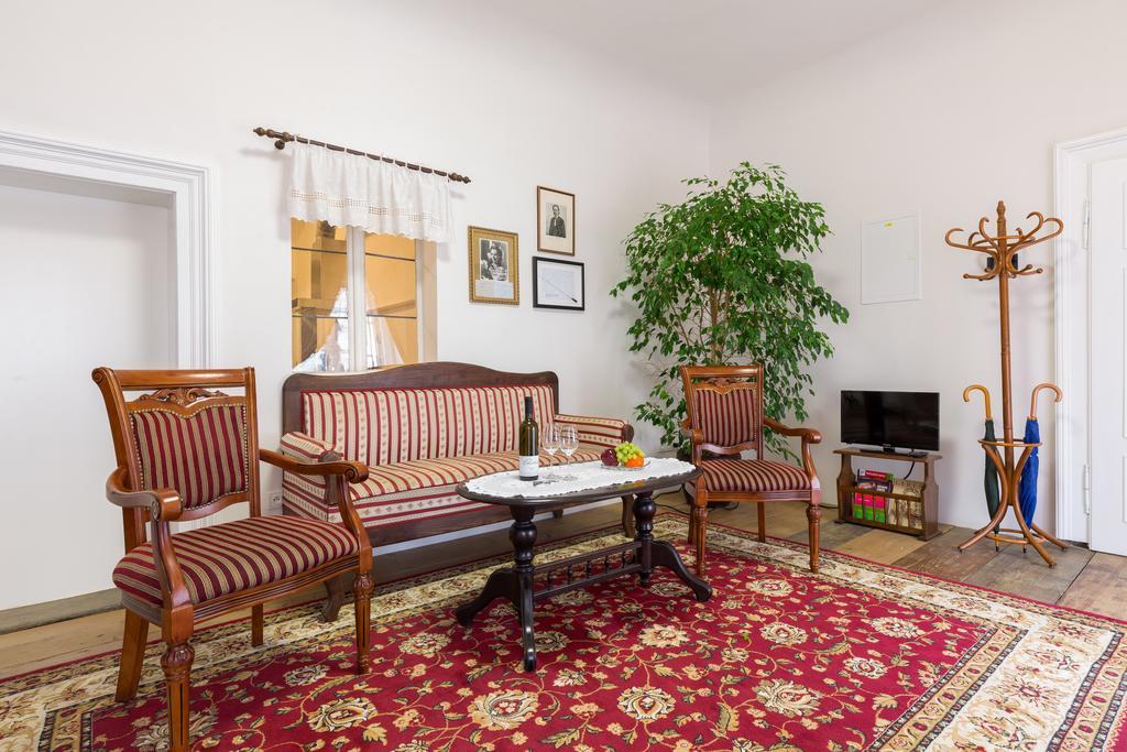 Zamecke Apartmany Литомишль Экстерьер фото