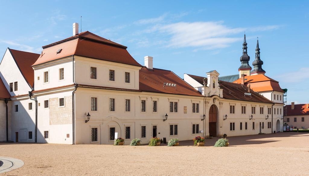 Zamecke Apartmany Литомишль Экстерьер фото